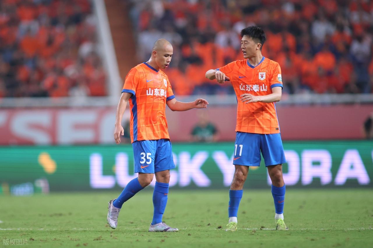 巴力斯塔和郭田雨身现奥体， 韩鹏激活瓦科可转正，瓦科可以续约