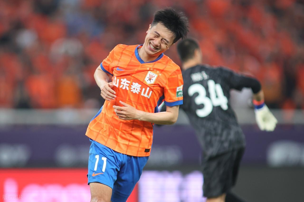 巴力斯塔和郭田雨身现奥体， 韩鹏激活瓦科可转正，瓦科可以续约