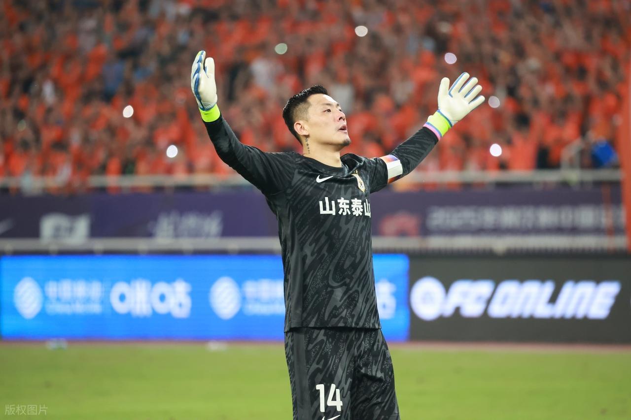 巴力斯塔和郭田雨身现奥体， 韩鹏激活瓦科可转正，瓦科可以续约