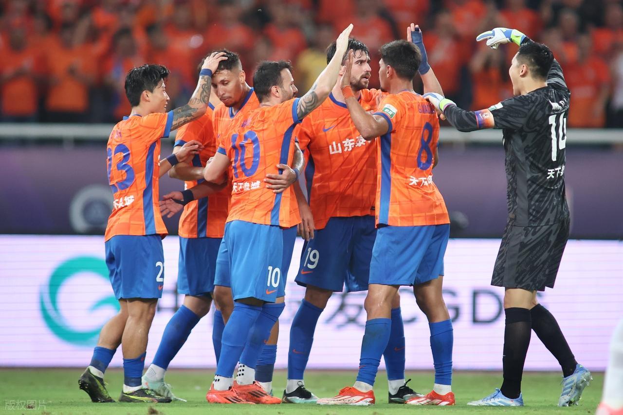 巴力斯塔和郭田雨身现奥体， 韩鹏激活瓦科可转正，瓦科可以续约